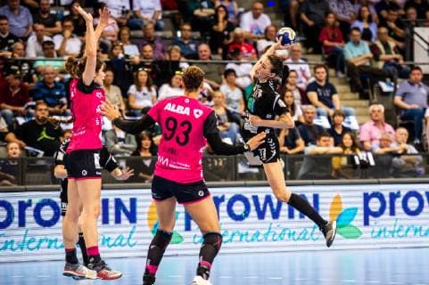 TuS Metzingen - SV Union Halle-Neustadt Divak, Viktoria (SV Union Halle-Neustadt 77) beim Spiel des DHB-Pokal Olymp FINAL4 TuS Metzingen vs. SV Union Halle-Neustadt. Stuttgart. 26.05.19 Handball DHB-Pokal , Stuttgart Baden Wuerttemberg Deutschland Porsche Arena