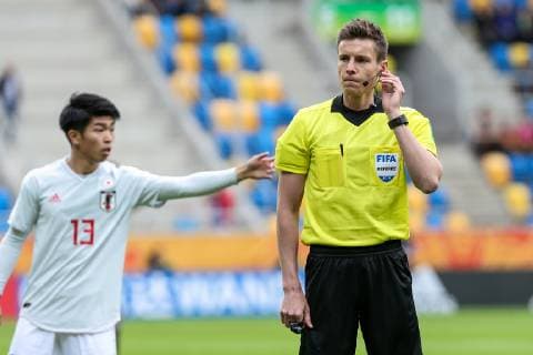 26.05.2019 GDYNIA UL. OLIMPIJSKA (POLAND) PILKA NOZNA (FOOTBALL) MISTRZOSTWA SWIATA W PILCE NOZNEJ DO LAT 20 (FIFA UNDER 20 WORLD CUP) MECZ (GAME) MEKSYK U20 - JAPONIA U20 (MEXICO U20 - JAPAN U20) NZ DANIEL SIEBERT REFEREE FOTO TADEUSZ SKWIOT CYFRASPORT NEWSPIX.PL --- Newspix.pl  20190525TSCS6320