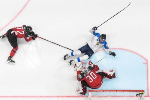 190526 Thomas Chabot and goaltender Matt Murray of Canada against Jere Sallinen of Finland during the 2019 IIHF Ice hockey, Eishockey World Championship, WM, Weltmeisterschaft gold medal game between Canada and Finland on May 26, 2019 in Bratislava. Photo: Joel Marklund BILDBYRAN kod JM 87962 Copyright: JOELxMARKLUND BB190526JM056