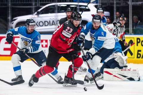 BRATISLAVA, SLOVAKIA - MAY 26, 2019: Finland s Sakari Manninen (L), Mikko Lehtonen (R) and Canada s Sam Reinhart (C) in their 2019 IIHF Ice hockey, Eishockey World Championship, WM, Weltmeisterschaft Gold medal match at Ondrej Nepela Arena. Anton Novoderezhkin TASS  TS0ACE22