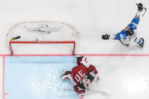 Eishockey WM, Finale, Kanada - Finnland 190526 Marko Anttila of Finland celebrates after scoring 1-1 behind goaltender Matt Murray of Canada during the 2019 IIHF Ice hockey, Eishockey World Championship, WM, Weltmeisterschaft gold medal game between Canada and Finland on May 26, 2019 in Bratislava. Photo: Joel Marklund BILDBYRAN kod JM 87962 Copyright: JOELxMARKLUND BB190526JM073