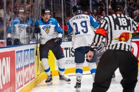 Eishockey WM, Finale, Kanada - Finnland 190526 Marko Anttila of Finland celebrates after scoring 1-2 during the 2019 IIHF Ice hockey, Eishockey World Championship, WM, Weltmeisterschaft gold medal game between Canada and Finland on May 26, 2019 in Bratislava. Photo: Joel Marklund BILDBYRAN kod JM 87962 Copyright: JOELxMARKLUND BB190526JM087