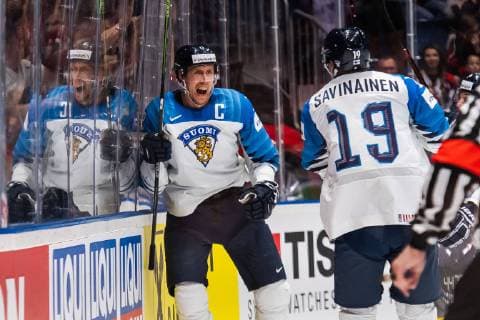 Eishockey WM, Finale, Kanada - Finnland 190526 Marko Anttila of Finland celebrates after scoring 1-2 during the 2019 IIHF Ice hockey, Eishockey World Championship, WM, Weltmeisterschaft gold medal game between Canada and Finland on May 26, 2019 in Bratislava. Photo: Joel Marklund BILDBYRAN kod JM 87962 Copyright: JOELxMARKLUND BB190526JM093