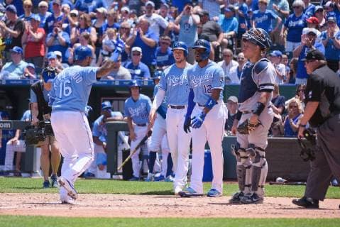 May 26, 2019: Kansas City Royals catcher Mart™n Maldonado (16) crosses the plate after hitting a two run home run during an American League game between the New York Yankees and the Kansas City Royals held at Kaufmann Stadium in Kansas City, MO CSM MLB, Baseball Herren, USA 2019: Yankees vs Royals May 26 - ZUMAc04_ 20190526_zaf_c04_211 Copyright: xRichardxUlreichx