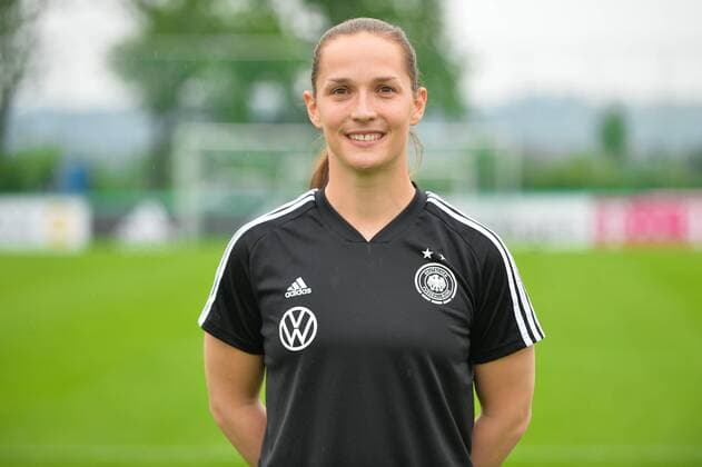 Laura Benkarth Grassau, Deutschland, 27.05.2019, 27.05.2019, Grassau, Fussball, Fototermin DFB-Frauen, DFB DFL REGULATIONS PROHIBIT ANY USE OF PHOTOGRAPHS AS IMAGE SEQUENCES AND OR QUASI-VIDEO.