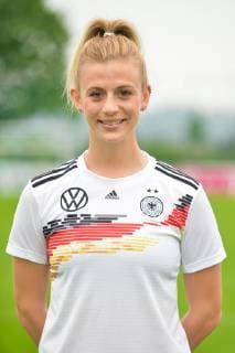 Johanna Elsig Grassau, Deutschland, 27.05.2019, 27.05.2019, Grassau, Fussball, Fototermin DFB-Frauen, DFB DFL REGULATIONS PROHIBIT ANY USE OF PHOTOGRAPHS AS IMAGE SEQUENCES AND OR QUASI-VIDEO.