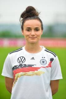 Lina Magull Grassau, Deutschland, 27.05.2019, 27.05.2019, Grassau, Fussball, Fototermin DFB-Frauen, DFB DFL REGULATIONS PROHIBIT ANY USE OF PHOTOGRAPHS AS IMAGE SEQUENCES AND OR QUASI-VIDEO.