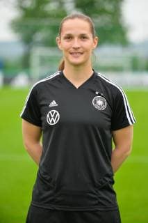 Laura Benkarth Grassau, Deutschland, 27.05.2019, 27.05.2019, Grassau, Fussball, Fototermin DFB-Frauen, DFB DFL REGULATIONS PROHIBIT ANY USE OF PHOTOGRAPHS AS IMAGE SEQUENCES AND OR QUASI-VIDEO.