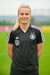 Merle Frohms Grassau, Deutschland, 27.05.2019, 27.05.2019, Grassau, Fussball, Fototermin DFB-Frauen, DFB DFL REGULATIONS PROHIBIT ANY USE OF PHOTOGRAPHS AS IMAGE SEQUENCES AND OR QUASI-VIDEO.