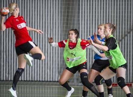 Stine Joergensen, Stine Bodholt, Kathrine Heindahl og Anne Mette Hansen ved landsholdets traening foer VM-kampe mod Schweiz i Hafnia Hallen, tirsdag den 28. maj 2019. , Copenhagen Denmark Copyright: Scanpix LiselottexSabroex cop103 spdk20190528-124450-L