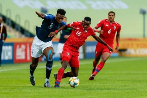 Bydgoszcz, Polen, 28.05.2019, FIFA Weltmeisterschaft Polen 2019, Gruppe E, Panama - Frankreich, Dan Zagadou (FRA) und Tomas Rodriguez (PAN) im Zweikampf ( Defodi-01048-177548
