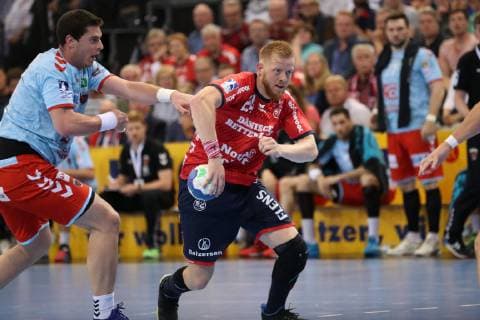 SG Flensburg-Handewitt vs Fuechse Berlin, Handball, 1.Bundesliga, 29.05.19 Jim Gottfridsson (SG Flensburg-Handewitt, 24) gegen Mijajlo Marsenic (Fuechse Berlin, 93)