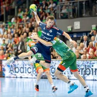 Jan Asmuth (Nr. 23 SG BBM Bietigheim) gegen Piotr Chrapkowski (Nr. 3 SC Magdeburg) SC Magdeburg vs SG BBM Bietigheim SC Magdeburg vs SG BBM Bietigheim, Handball, DKB Handball Bundesliga, Saison 2018 2019, 29.05.2019 Magdeburg Copyright: xDanielxReinelt xEibner-Pressefotox EP_drt