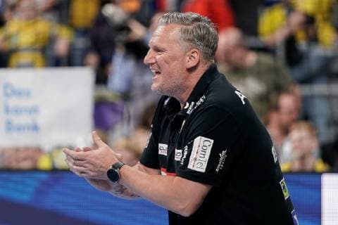 Nikolaj Jacobsen (Trainer, Cheftrainer, RNL), Einzelbild, Aktion, Action, klatscht in die Hände, Klatschen, Applaus, applaudiert, motiviert das Team, Motivation, vor dem Spiel, Freude, freundlich, fröhlich, strahlend, optimistisch, 29.05.2019, Mannheim, Handball, DKB Bundesliga, Rhein-Neckar Löwen - TSG Ludwigshafen-Friesenheim (Die Eulen)