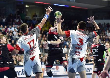 29.05.2019 - Handball - 1. Bundesliga DKB HBL - Saison 2018 2019 - 33. Spieltag: HC Erlangen Metropolregion Nürnberg HCE - MT Melsungen - OGo - Felix Danner (17, MT Melsungen ) Nico Büdel (20, HC Erlangen ) Marino Maric (3, MT Melsungen )