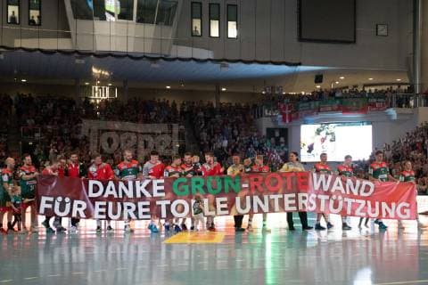 Die Magdeburger bedanken sich bei ihren Fans SC Magdeburg vs SG BBM Bietigheim SC Magdeburg vs SG BBM Bietigheim, Handball, DKB Handball Bundesliga, Saison 2018 2019, 29.05.2019 Magdeburg Copyright: xDanielxReinelt xEibner-Pressefotox EP_drt