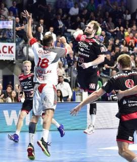29.05.2019 - Handball - 1. Bundesliga DKB HBL - Saison 2018 2019 - 33. Spieltag: HC Erlangen Metropolregion Nürnberg HCE - MT Melsungen - OGo - Philipp Müller Mueller (18, MT Melsungen ) Nico Büdel (20, HC Erlangen )