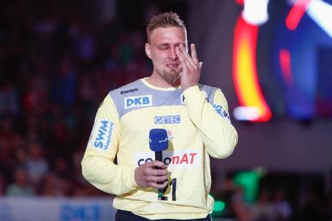29.05.2019, xtgx, Handball DKB Bundesliga, SC Magdeburg - SG Bietigheim emspor, v.l. Dario Quenstedt (Magdeburg, 21) weint bei der Verabschiedung GETEC Arena