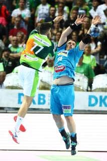 Stefan Cavor (Wetzlar) im Zweikampf mit Simon Baumgarten (Stuttgart) HSG Wetzlar vs TVB Stuttgart, Handball, 1. Liga, 29.05.2019 HSG Wetzlar vs TVB Stuttgart, Handball, 1. Liga, 29.05.2019 Wetzlar Copyright: xWeissx Eibner-Pressefotox EP_rws