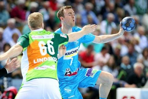 Bobby Schagen (Stuttgart) im Zweikampf mit Anton Lindskog (Wetzlar) HSG Wetzlar vs TVB Stuttgart, Handball, 1. Liga, 29.05.2019 HSG Wetzlar vs TVB Stuttgart, Handball, 1. Liga, 29.05.2019 Wetzlar Copyright: xWeissx Eibner-Pressefotox EP_rws