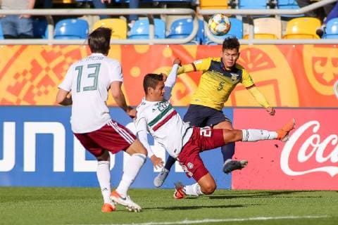 May 29, 2019 - Gdynia, pomorskie, Poland - Jordy Alcivar (5) of Ecuador and Mario Trejo (13), Adrian Lozano (20) of Mexico in action during the FIFA U-20 World Cup match between Ecuador and Mexico (GROUP B) at Gdynia stadium. Ecuador v Mexico at Gdynia stadium in Gdynia, Poland - 29 May 2019 - ZUMAs197 20190529_zab_s197_037 Copyright: xTomaszxZasinskix