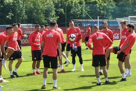 WARSZAWA 31.05.2019 TRENING REPREZENTACJI POLSKI --- POLISH FOOTBALL national team, Nationalteam TRAINING SESSION IN WARSAW JAN BEDNAREK, PIOTR ZIELINSKI, KAROL LINETTY, LUKASZ SKORUPSKI, MATEUSZ KLICH, KRZYSZTOF PIATEK, BARTOSZ BERESZYNSKI FOT. MACIEJ BIALY FOTOPYK NEWSPIX.PL --- Newspix.pl  190531BIA011