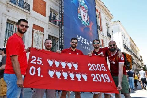 SOCCER - CL, Tottenham vs Liverpool MADRID,SPAIN,31.MAY.19 - SOCCER - UEFA Champions League, final, Tottenham Hotspur vs Liverpool FC, preview. Image shows Liverpool fans at Puerta del Sol. GEPAxpictures xDavidxRodriguez