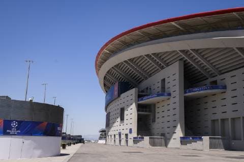 31.05.2019, xkvx, Fussball UEFA Champions League Finale, Tottenham Hotspur - FC Liverpool Training und PK emspor, v.l. Stadionansicht Ansicht Aussenansicht Wanda Metropolitano Ansicht Aussen Logo Champions League Logo Madrid 2019 Logo Emblem Signet Branding (DFL DFB REGULATIONS PROHIBIT ANY USE OF PHOTOGRAPHS as IMAGE SEQUENCES and or QUASI-VIDEO) Madrid