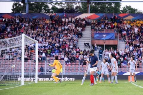 Fußball, Damen Länderspiel, Frankreich - China JOIE - 13 VALERIE GAUVIN (FRA) FOOTBALL FEMININ : France vs Chine - Match Amical - 31 05 2019 FEP Panoramic 