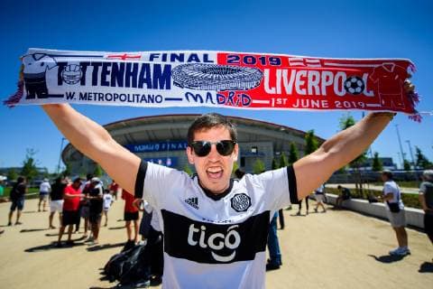 190601 Fans outside the Stadium Wanda Metropolitano prior to the UEFA Champions League final between Tottenham and Liverpool on June 1, 2019 in Madrid. Photo: Petter Arvidson BILDBYRAN kod PA 92302 Copyright: PETTERxARVIDSON BB190601PA003