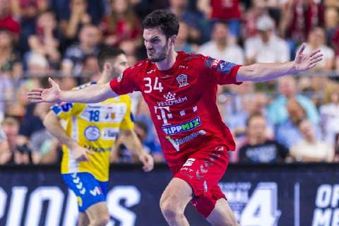 Köln, Deutschland 01. Juni 2019: Handball - EHF CL Halbfinale - Telekom Veszprem HC vs. PGE Vive Kielce Petar Nenadic (Veszprem) Köln Lanxess Arena Deutschland