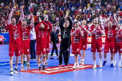Köln, Deutschland 01. Juni 2019: Handball - EHF CL Halbfinale - Telekom Veszprem HC vs. PGE Vive Kielce die Mannschaft von Veszprem, Schlussjubel Schlußjubel Emotion Freude Köln Lanxess Arena Deutschland