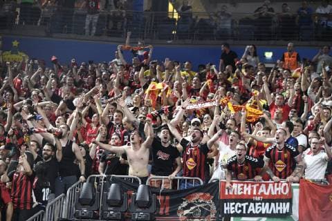 Riesenjubel bei HC Vardar Skopje (links Christian Dissinger , HC Vardar) nach dem Sieg gegen den FC Barcelona, Barca Handball, Männer, Velux EHF Final Four, 2. Halbfinale, FC Barcelona Lassa vs HC Vardar Skopje, 01.06.19 Köln Lanxess-Arena Nordrhein-Westfalen Germany
