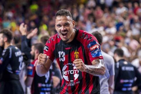 Köln, Deutschland 01. Juni 2019: Handball - EHF CL Halbfinale - FC Barcelona, Barca vs. HC Vardar Skobje Rogerio Ferreira Moreas (HC Vardar) Schlussjubel Schlußjubel Emotion Freude Köln Lanxess Arena Deutschland