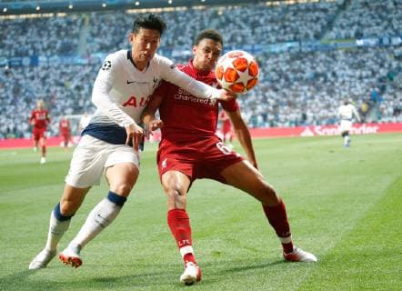 SOCCER - CL, Tottenham vs Liverpool MADRID,SPAIN,01.JUN.19 - SOCCER - UEFA Champions League, final, Tottenham Hotspur vs Liverpool FC. Image shows Heung-Min Son (Tottenham) and Trent Alexander-Arnold (Liverpool). GEPAxpictures xDavidxRodriguez