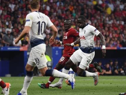01.06.2019, xkvx, Fussball UEFA Champions League Finale, Tottenham Hotspur - FC Liverpool emspor, v.l. Harry Kane (Tottenham Hotspur), Sadio Mane (FC Liverpool), Moussa Sissoko (Tottenham Hotspur) (DFL DFB REGULATIONS PROHIBIT ANY USE OF PHOTOGRAPHS as IMAGE SEQUENCES and or QUASI-VIDEO) Madrid