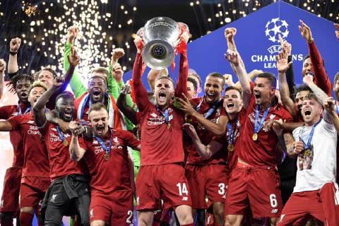 Liverpool s players celebrate with the trophy at the end of the during the 2019 UEFA Champions League Final match between Tottenham Hotspur and Liverpool at Wanda Metropolitano Stadium, Madrid, Spain on 1 June 2019. Copyright: xGiuseppexMaffiax 24160282