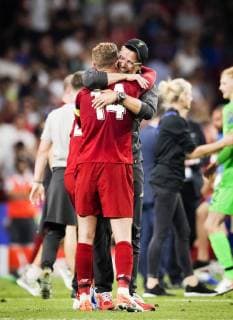 Madrid, 01.06.2019 Schlussjubel: Jordan Henderson (Liverpool), Trainer Jürgen Klopp (Liverpool) Tottenham Hotspur - FC Liverpool