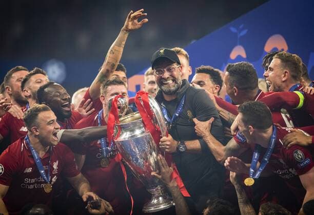 Madrid, 01.06.2019 Trainer Jürgen Klopp (Liverpool) mit Pokal, Xherdan Shaqiri (Liverpool), Naby Keita (Liverpool), James Milner (Liverpool), Dejan Lovren (Liverpool), Jordan Henderson (Liverpool) Tottenham Hotspur - FC Liverpool