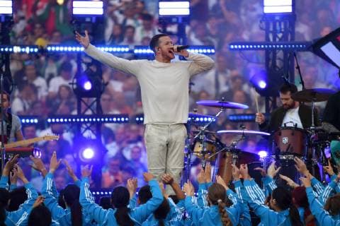 Imagine Dragons (Rockband aus den USA) mit Saenger Dan Reynolds bei ihrem Auftritt. Fussball Champions League Finale 2019 Tottenham Hotspur-Liverpool FC 0-2, Saison2018 19, am 01.06.2019, Stadion Wanda Metropolitano.