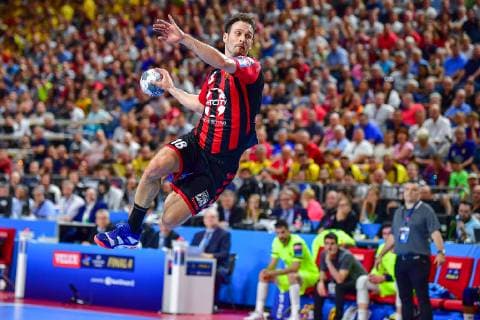Handball, EHF CL, Final Four, FC Barcelona - HC Vardar Skopje VELUX EHF FINAL4 2019 VELUX EHF FINAL4 2019 Halbfinale Barca Lassa - HC Vardar 01.06.2019 LANXESS Arena Köln Igor Karacic ( 18 Vardar) kommt frei zum Wurf. Köln. 01.06.19 Handball , Nordrhein-Westfalen Deutschland