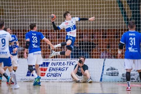 Justin Lee Milkow 27 (Dessau-Rosslauer HV 06) waehrend der Begegnung in der Handball 2. Bundesliga (Herren) - Saison 2018-2019 zwischen Dessau-Rosslauer HV 06 und TV 05-07 Hüttenberg in der Anhalt Arena am 1. June 2019 in Dessau-Rosslau, Sachsen Anhalt, Deutschland