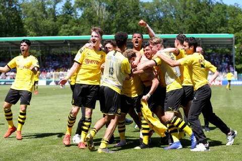 Aspach, Germany 02.06.2019, Deutsche A-Junioren-Meisterschaft, A-Junioren Finale VfB Stuttgart - BV Borussia Dortmund, Enrique Pena Zauner (BVB U19) jubel nach dem 3:5 ( Defodi-09-541-017339