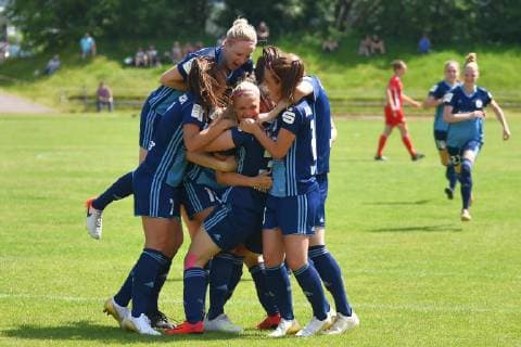 Jubel, Freuen, celebrate, happy, cheer , Goal Celebration SG 99 Andernach 2:0 Monique Eichhorn (Union Berlin,27) liegt geschlagen am Boden, 02.06.2019, Andernach, Fussball, Relegation Aufstieg 2.Frauenbundesliga SG 99 Andernach - 1.FC Union Berlin, DFB DFL REGULATIONS PROHIBIT ANY USE OF PHOTOGRAPHS AS IMAGE SEQUENCES AND OR QUASI-VIDEO.