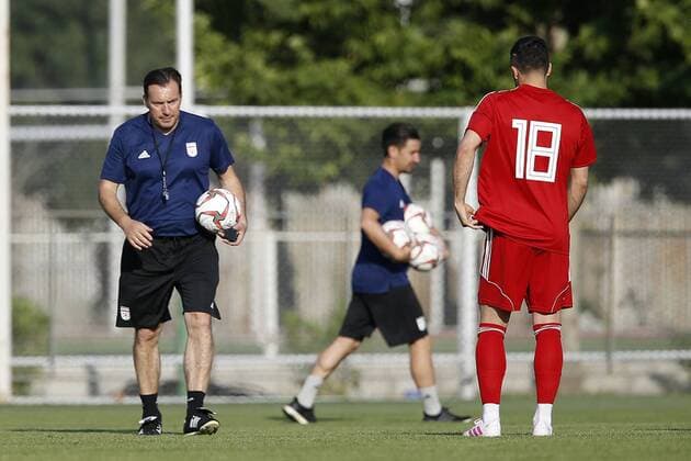 Fußball, Nationalteam Iran Training Marc Wilmots coach of Iran attends the training session on Jun 03, 2019 at Azadi Stadium, (Photo by Amirhossein Kheirkhah imago ) 