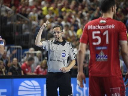 Schiedsrichter Marcus Helbig, Handball, Männer, Velux EHF Final Four, Finale, HC Vardar vs Telekom Veszprem, 02.06.19 Köln Lanxess-Arena Nordrhein-Westfalen Germany