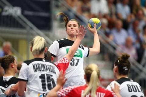 Torwurf von Alicia Stolle (Deutschland) Deutschland vs Kroatien, Handball, WM-Qualifikation, 05.06.2019 Deutschland vs Kroatien, Handball, WM-Qualifikation, 05.06.2019 Hamm Copyright: xEIBNER RenexWeissx EP_RWS
