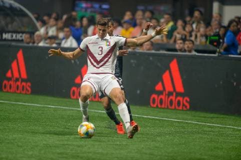 ATLANTA, GA - JUNE 05: Venezuela s Yordan Osorio (3) during the International Friendly, Länderspiel, Nationalmannschaft between Mexico and Venezuela on June 5, 2019 at Mercedes Benz Stadium in Atlanta, GA. (Photo by John Adams Icon Sportswire) SOCCER: JUN 05 Mexico v Venezuela Icon190605748