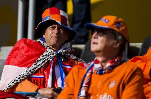 6th June 2019, St& xe1;dio D Afonso Henriques, Guimar& xe3;es, Portugal; UEFA Nations league Football semi-final, Netherlands versus England; The fans of Netherland supporting their team  ActionPlus12141540 NikolaxKrstic