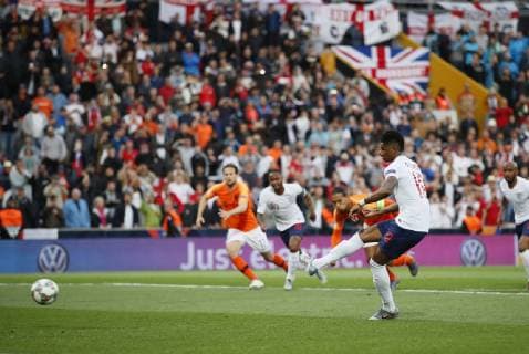 Marcus Rashford of England score the first goal from a penalty during the UEFA Nations League match at D. Afonso Henriques Stadium, Guimaraes. Picture date: 6th June 2019. Picture credit should read: David Klein Sportimage EDITORIAL USE ONLY. No use with unauthorised audio, video, data, fixture lists, club league logos or live services. Online in-match use limited to 120 images, no video emulation. No use in betting, games or single club league player publications. SPI-0093-0046